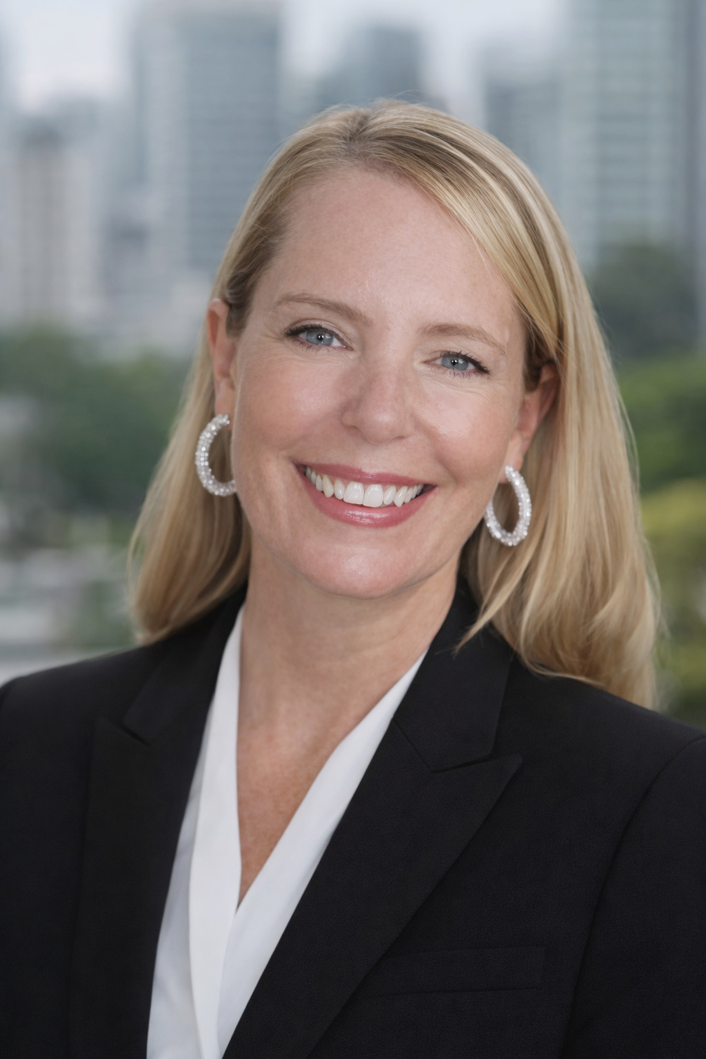 Lisa Scholes — Founder & Managing Director of Aurora Hospitality